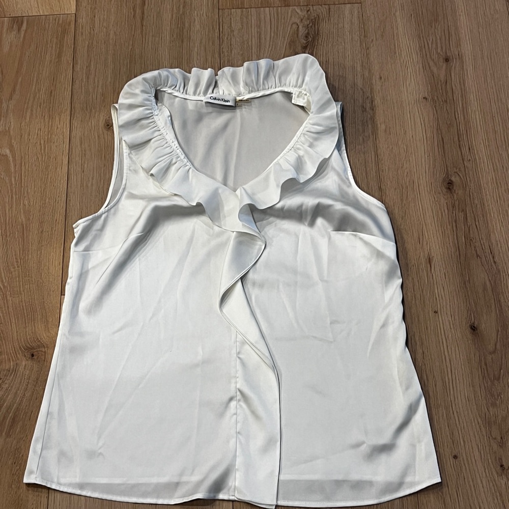 Calvin Klein Ruffle Sleeveless Blouse | Size L | White Satin